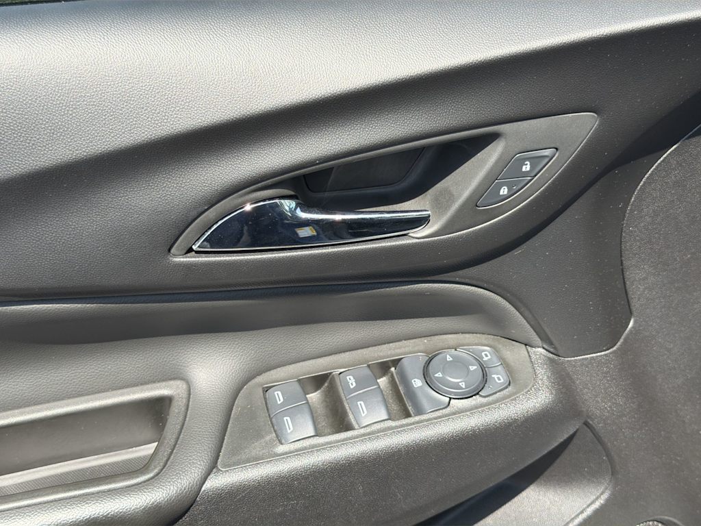 Thumbnail: 2024 Chevrolet Equinox - 21
