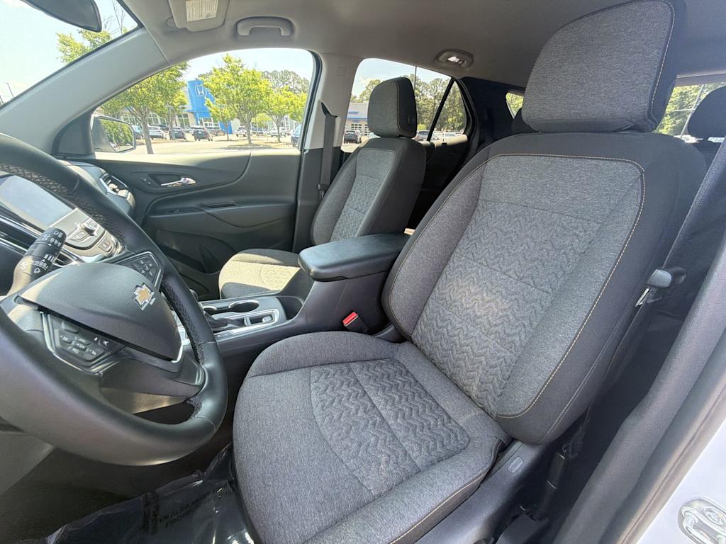 Thumbnail: 2024 Chevrolet Equinox - 8