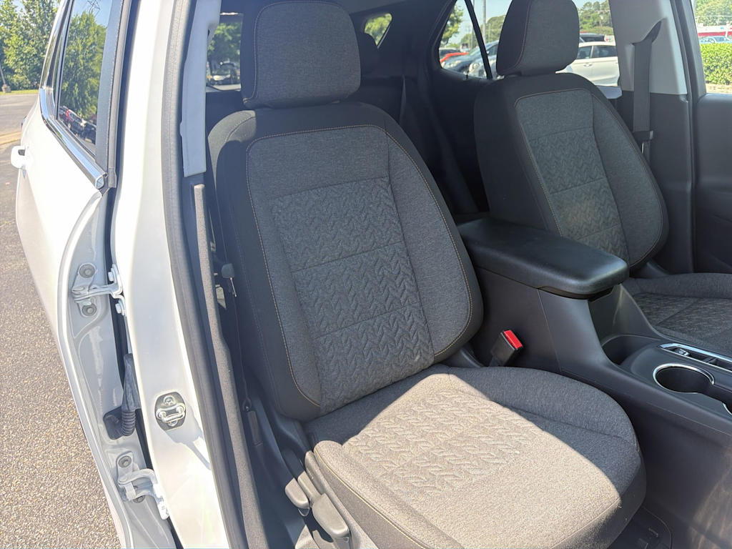 Thumbnail: 2024 Chevrolet Equinox - 9