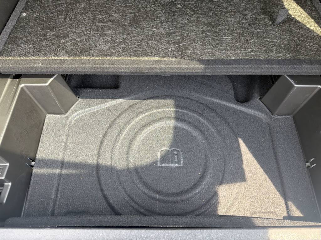 Thumbnail: 2024 Chevrolet Equinox - 23