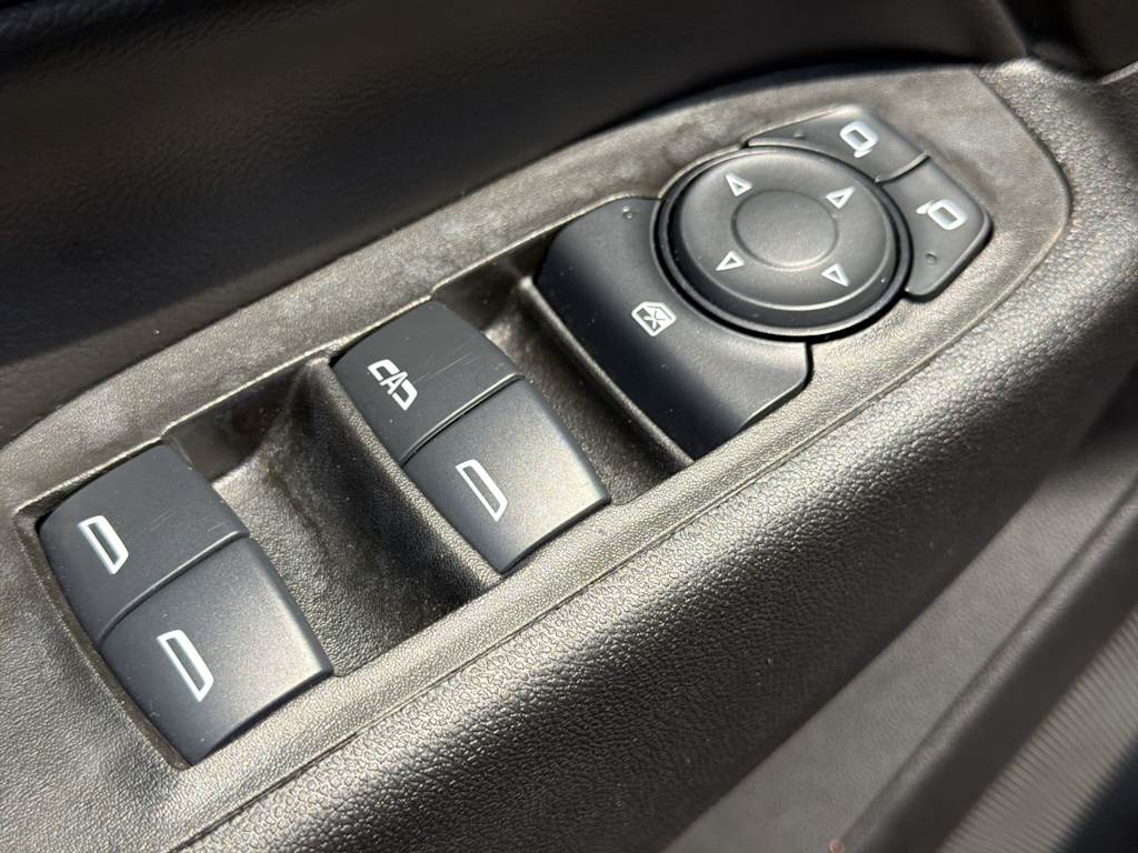 Thumbnail: 2024 Chevrolet Equinox - 21