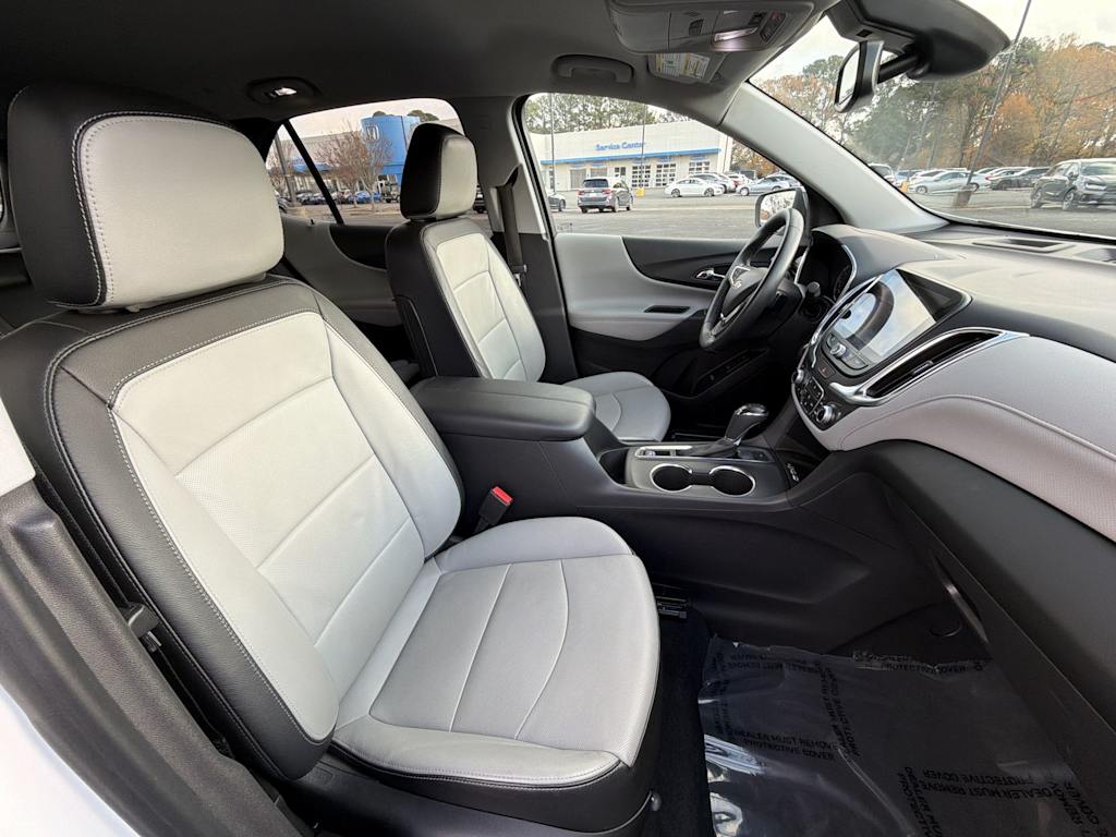 Thumbnail: 2021 Chevrolet Equinox - 10