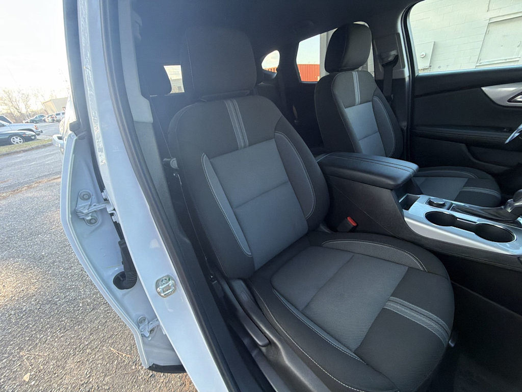 Thumbnail: 2025 Chevrolet Blazer - 9