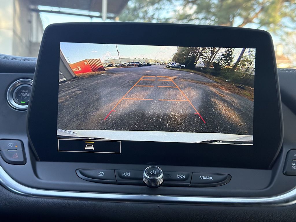 Thumbnail: 2025 Chevrolet Blazer - 25