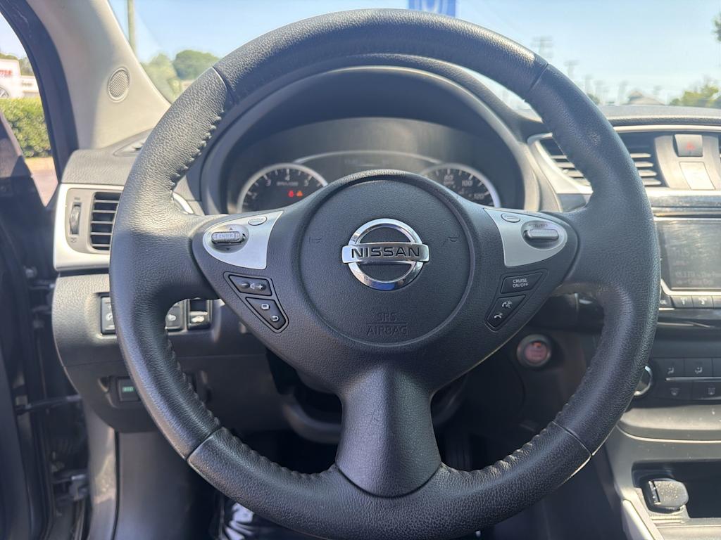 Thumbnail: 2017 Nissan Sentra - 2