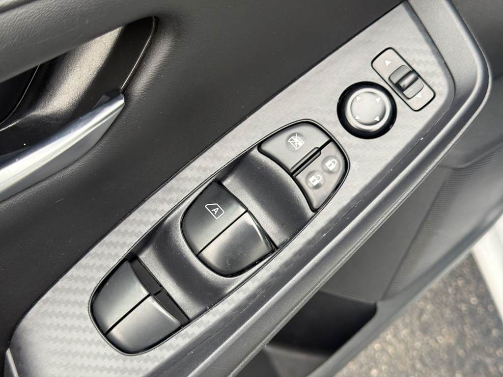 Thumbnail: 2024 Nissan Sentra - 20