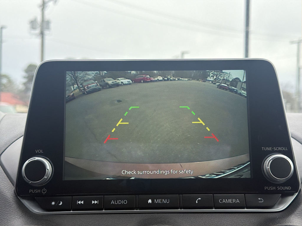 Thumbnail: 2024 Nissan Sentra - 25