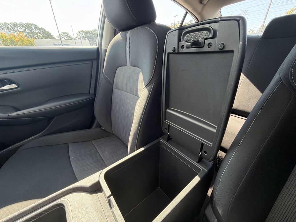 Thumbnail: 2024 Nissan Sentra - 24