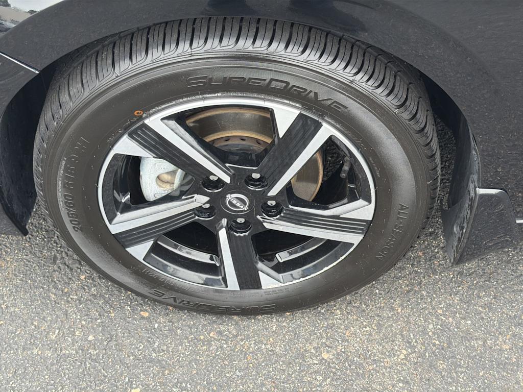 Thumbnail: 2024 Nissan Sentra - 5