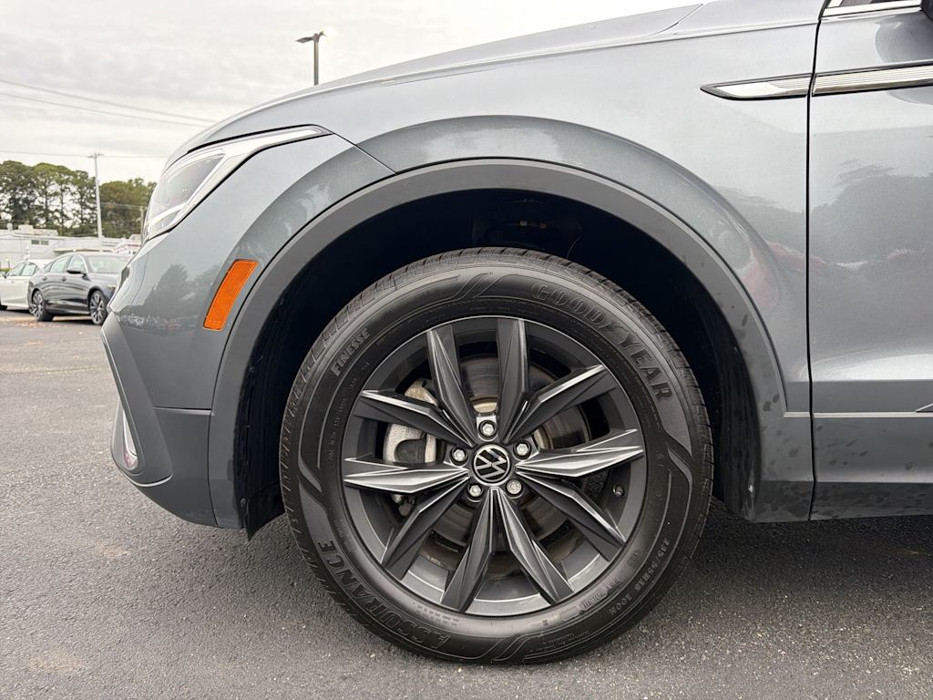 Thumbnail: 2024 Volkswagen Tiguan - 6