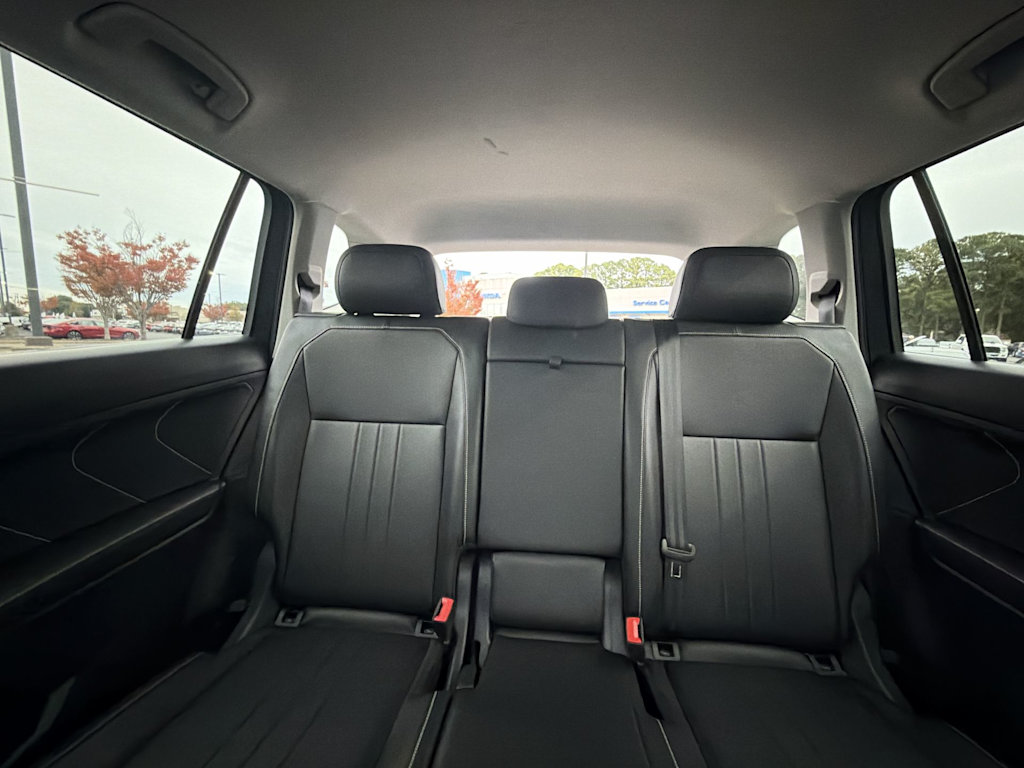 Thumbnail: 2024 Volkswagen Tiguan - 10