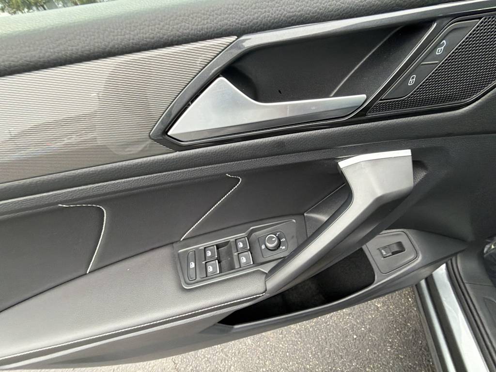 Thumbnail: 2024 Volkswagen Tiguan - 22