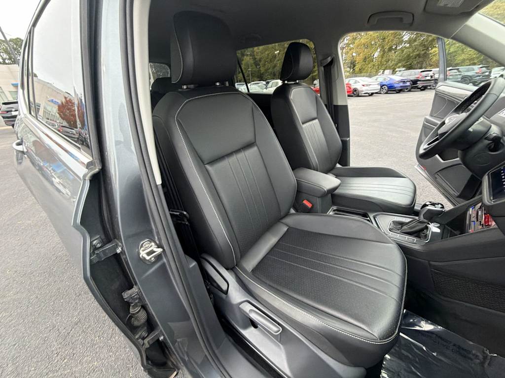 Thumbnail: 2024 Volkswagen Tiguan - 9