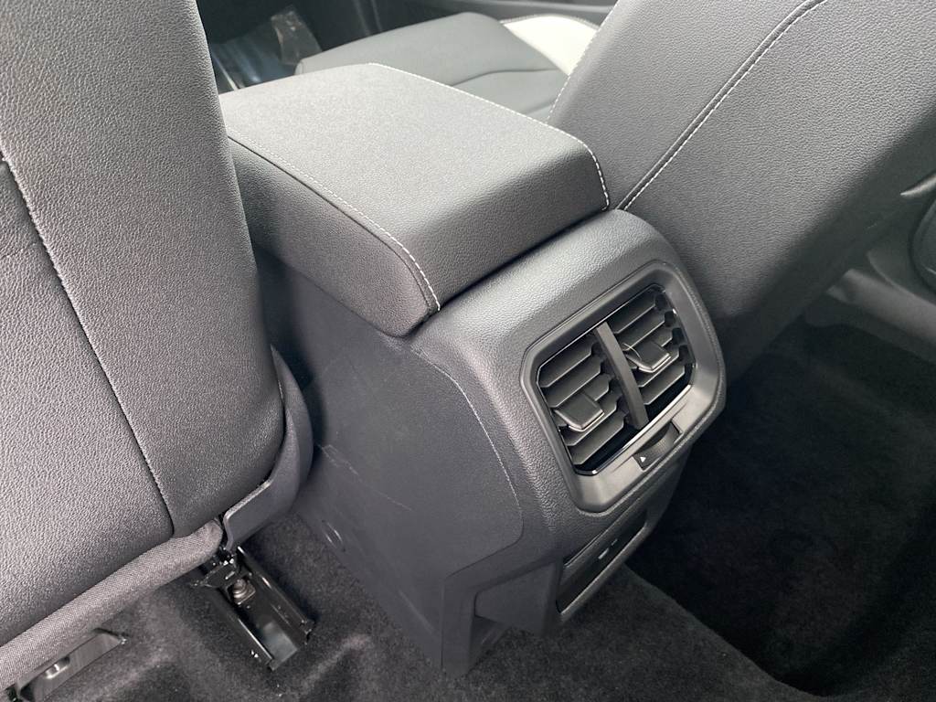 Thumbnail: 2025 Volkswagen Taos - 25