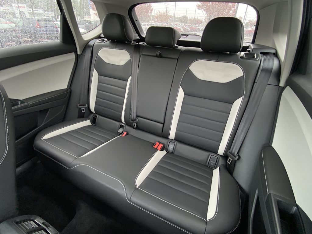 Thumbnail: 2025 Volkswagen Taos - 10