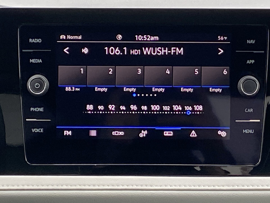 Thumbnail: 2025 Volkswagen Taos - 11