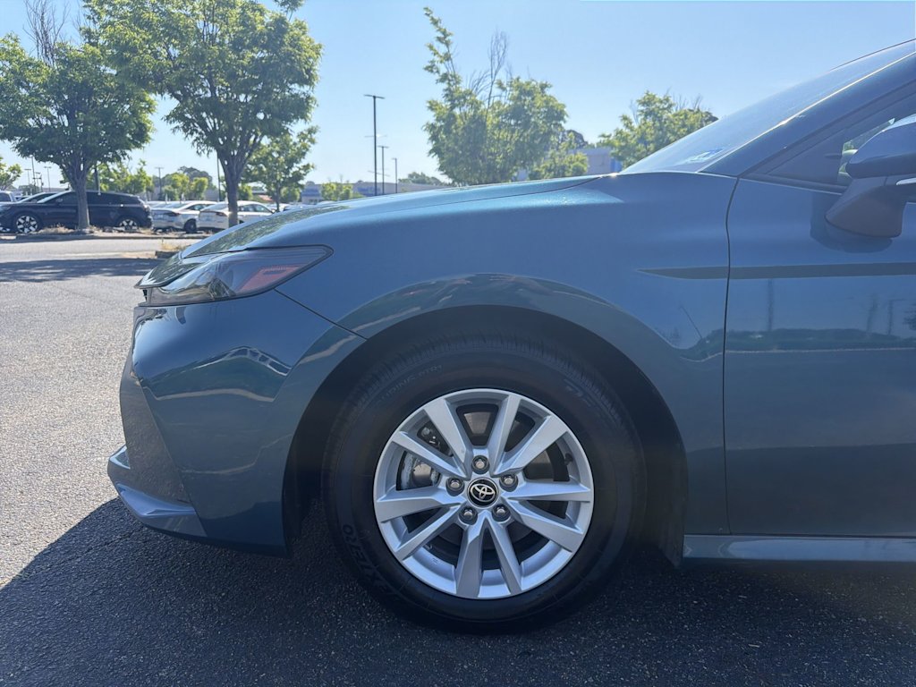 Thumbnail: 2025 Toyota Camry - 6