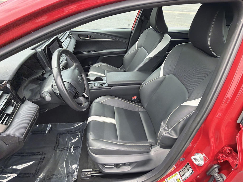 Thumbnail: 2025 Toyota Camry - 7