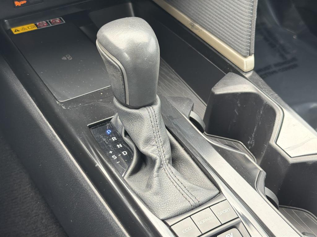 Thumbnail: 2025 Toyota Camry - 11