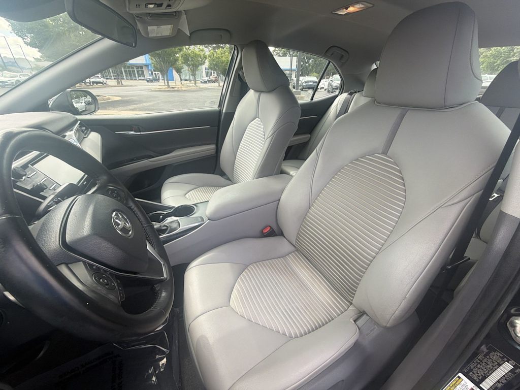 Thumbnail: 2020 Toyota Camry - 8