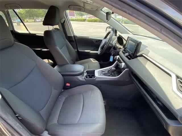 Thumbnail: 2022 Toyota RAV4 - 28
