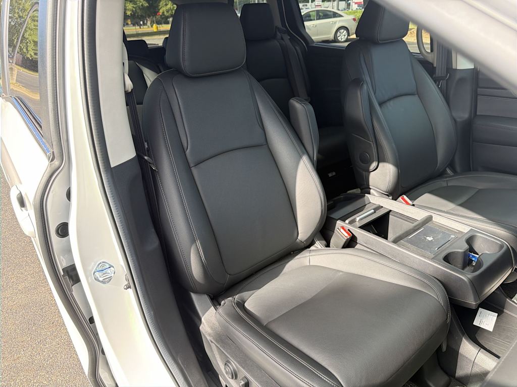Thumbnail: 2026 Honda Odyssey - 10