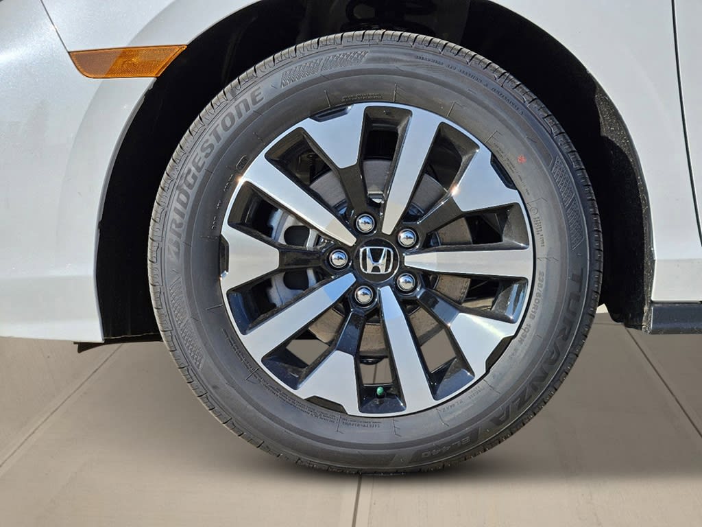 Thumbnail: 2026 Honda Odyssey - 5