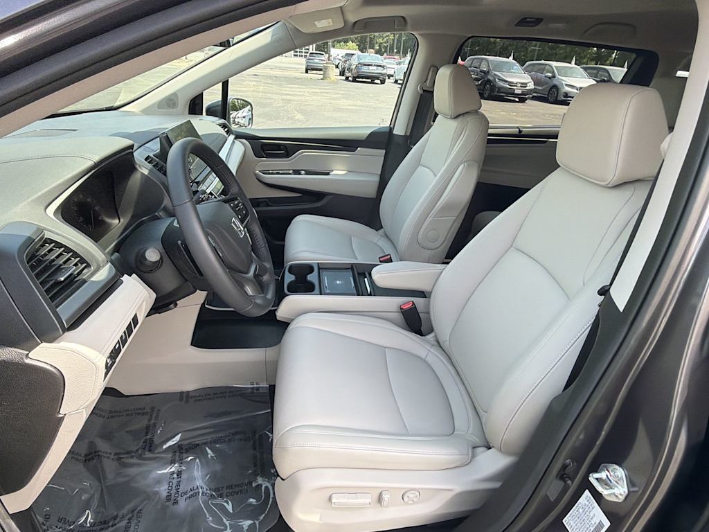 Thumbnail: 2026 Honda Odyssey - 9
