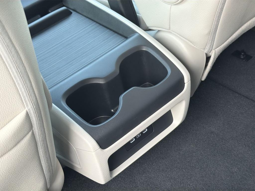 Thumbnail: 2026 Honda Odyssey - 24