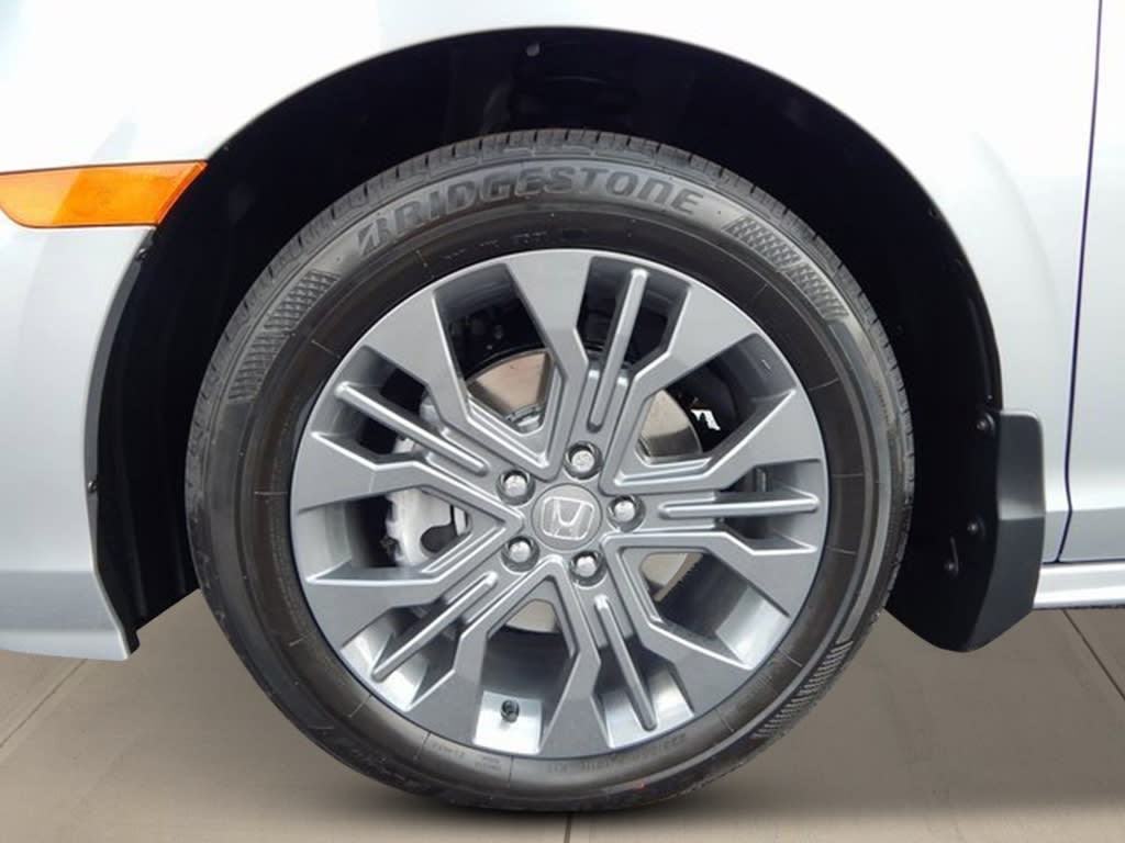 Thumbnail: 2026 Honda Odyssey - 8