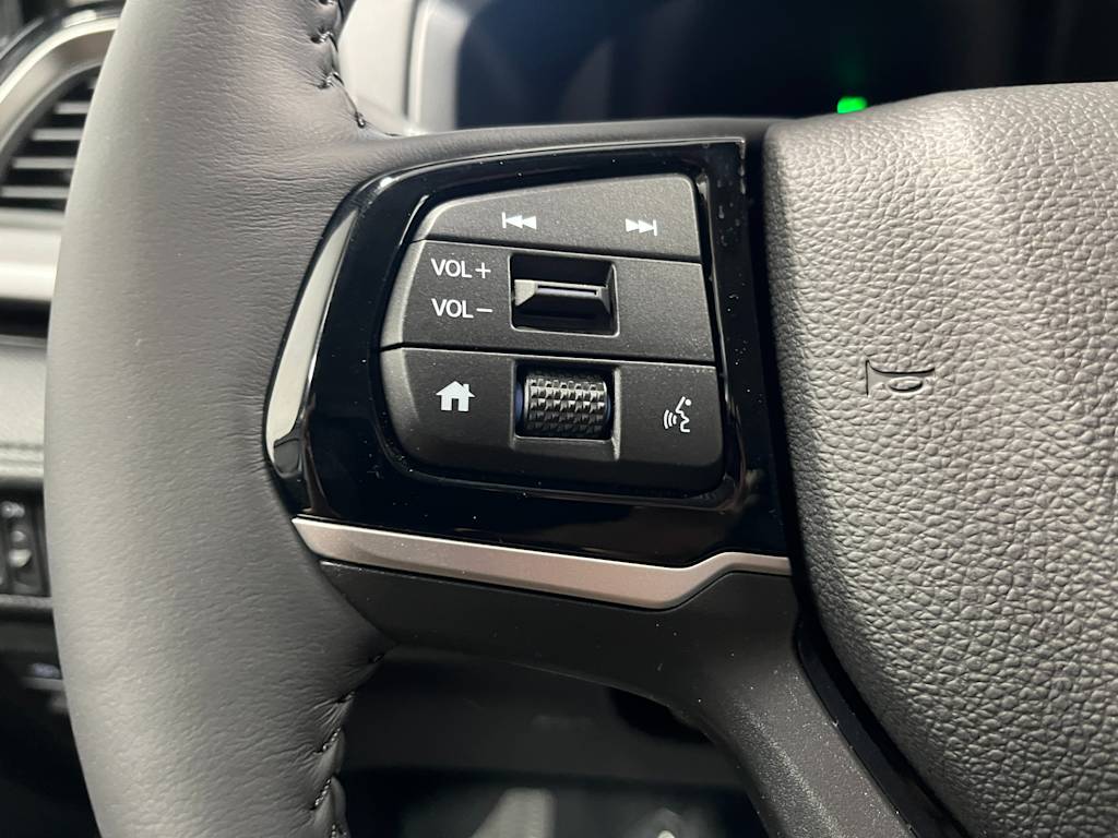 2025 Honda Odyssey Touring 24
