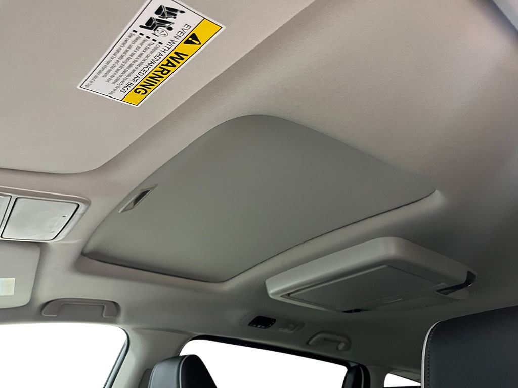 2025 Honda Odyssey Touring 27