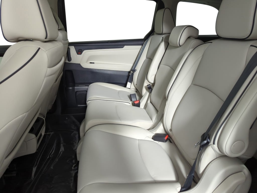 2025 Honda Odyssey Touring 11