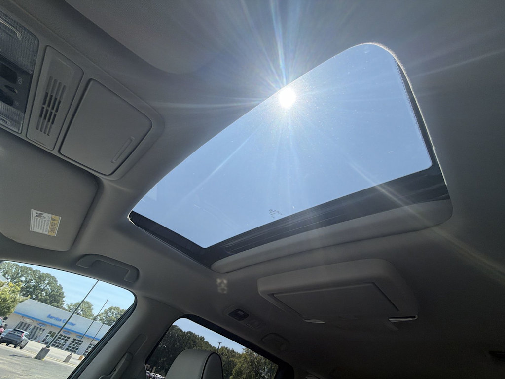 Thumbnail: 2025 Honda Odyssey - 21