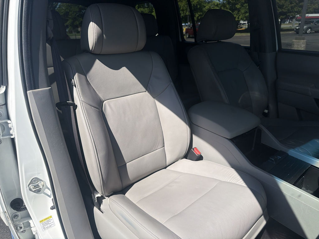 Thumbnail: 2012 Honda Pilot - 27