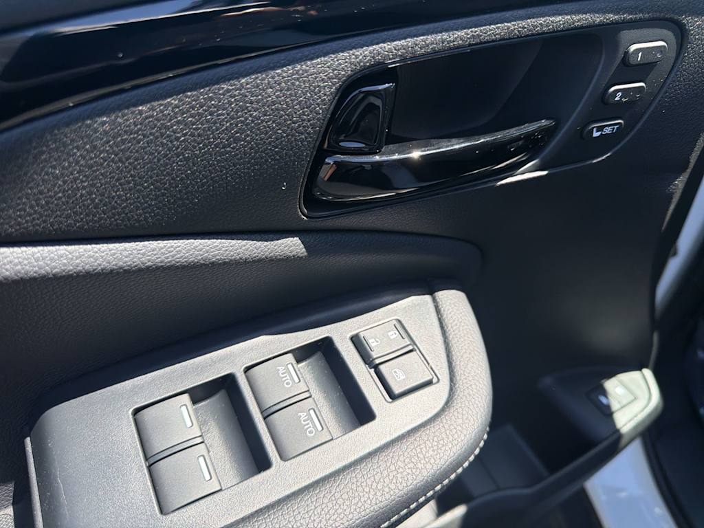 Thumbnail: 2023 Honda Passport - 21