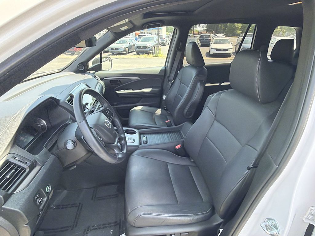 Thumbnail: 2023 Honda Passport - 9