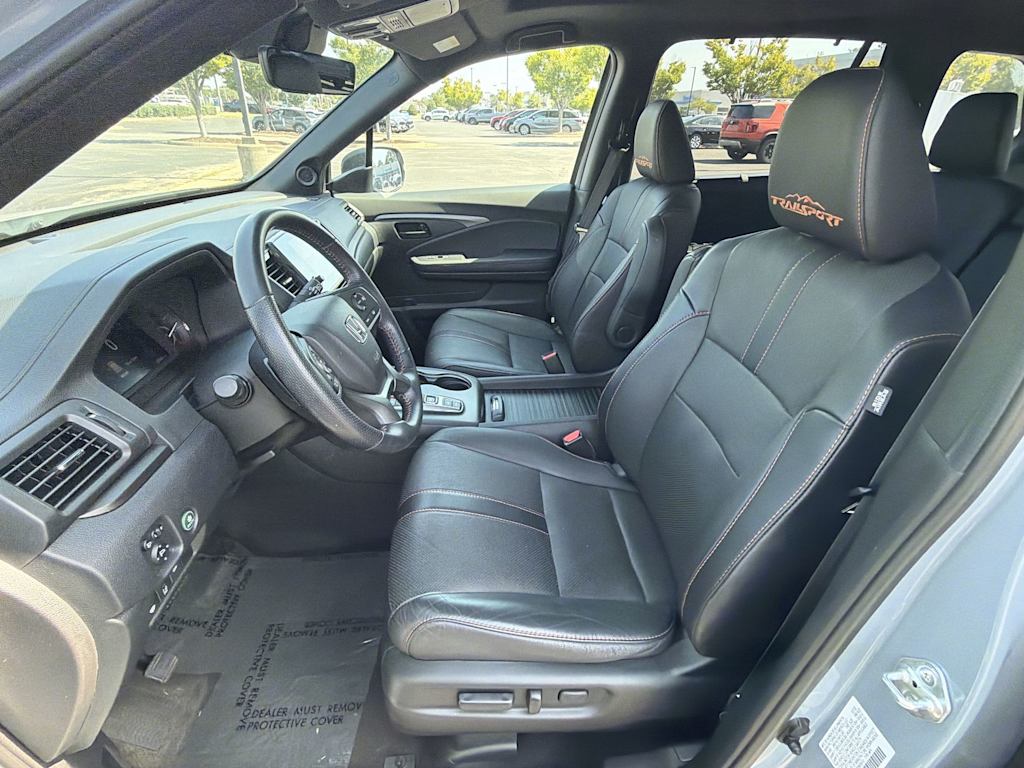 Thumbnail: 2023 Honda Passport - 9
