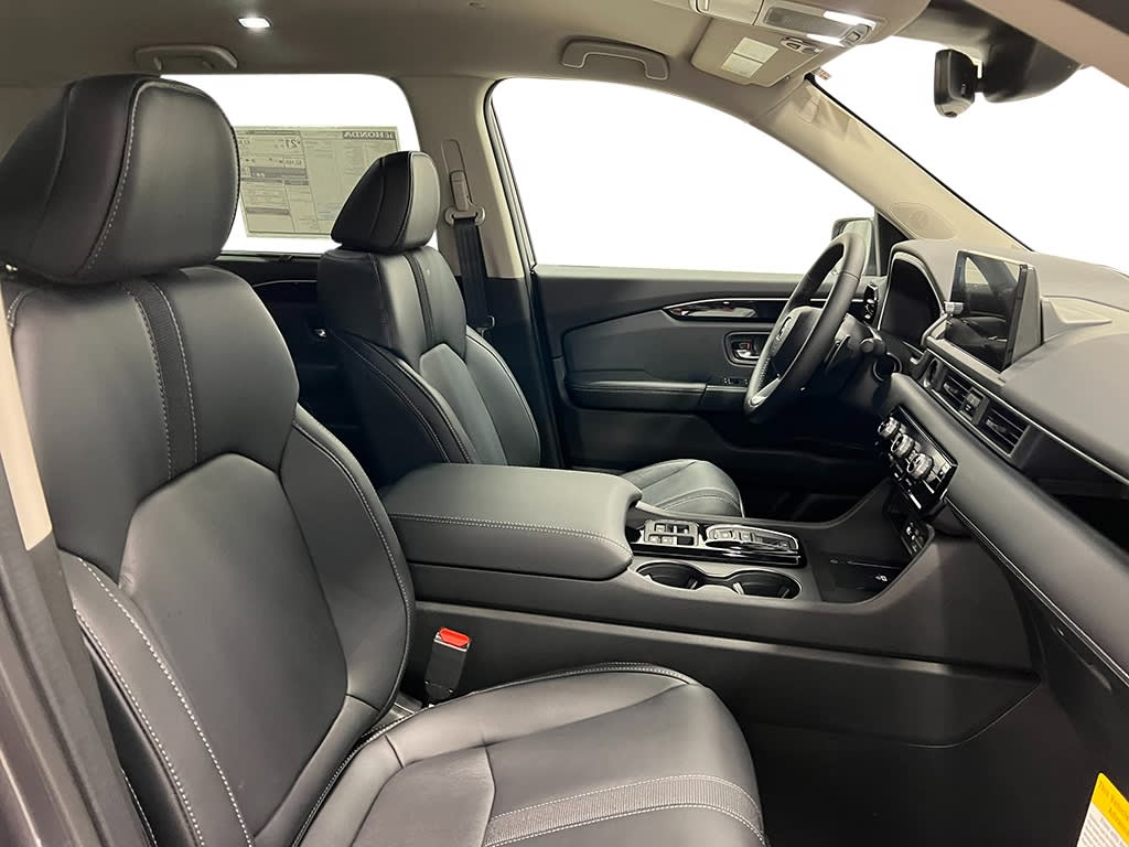 Thumbnail: 2025 Honda Pilot - 37