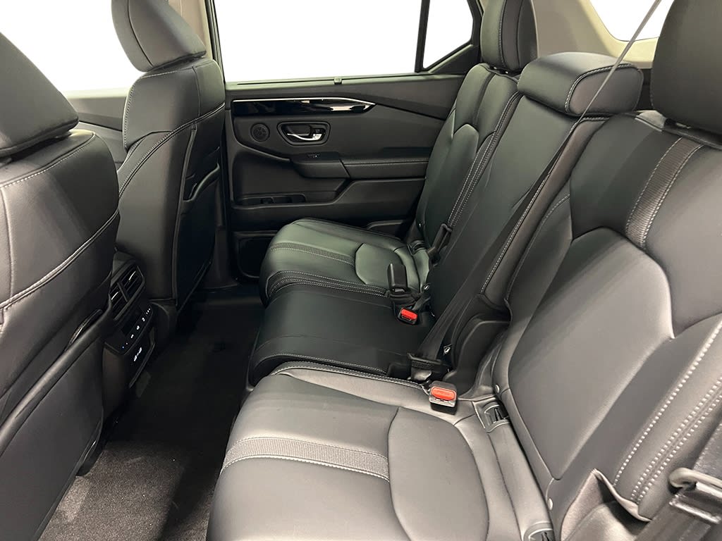 Thumbnail: 2025 Honda Pilot - 30