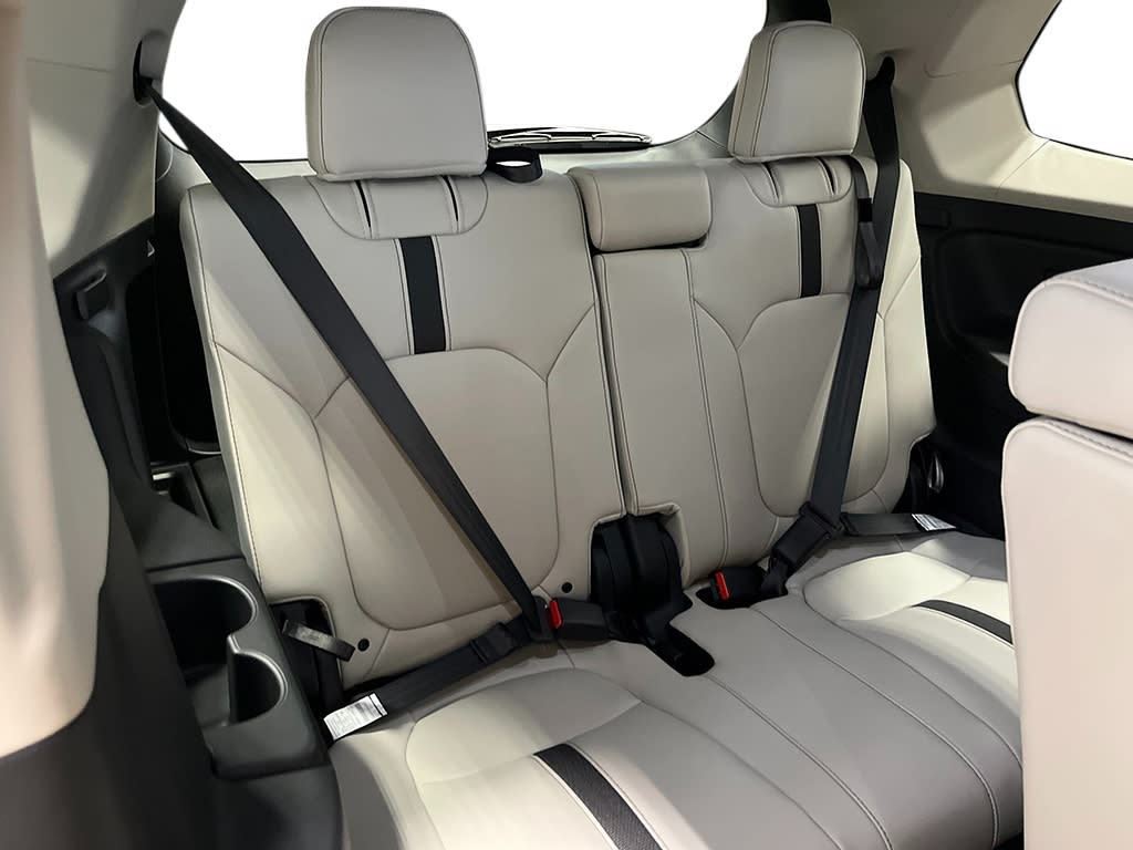 Thumbnail: 2026 Honda Pilot - 27