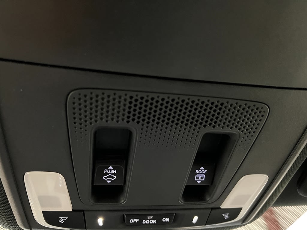 Thumbnail: 2025 Honda Pilot - 30