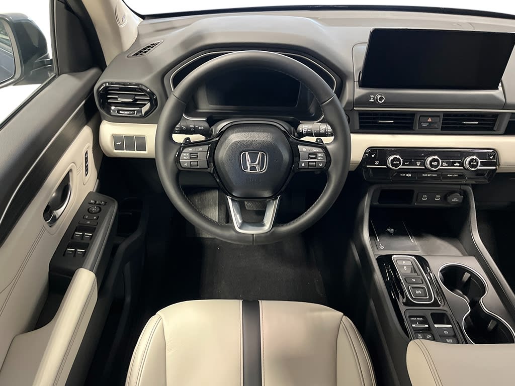 Thumbnail: 2026 Honda Pilot - 10