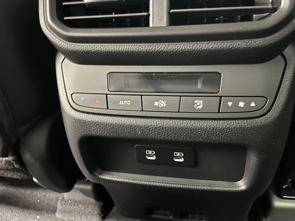 Thumbnail: 2026 Honda Pilot - 28