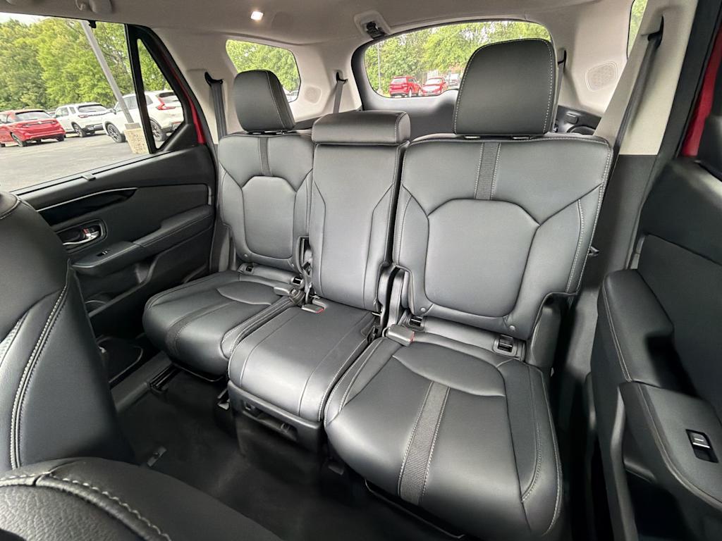 Thumbnail: 2023 Honda Pilot - 11