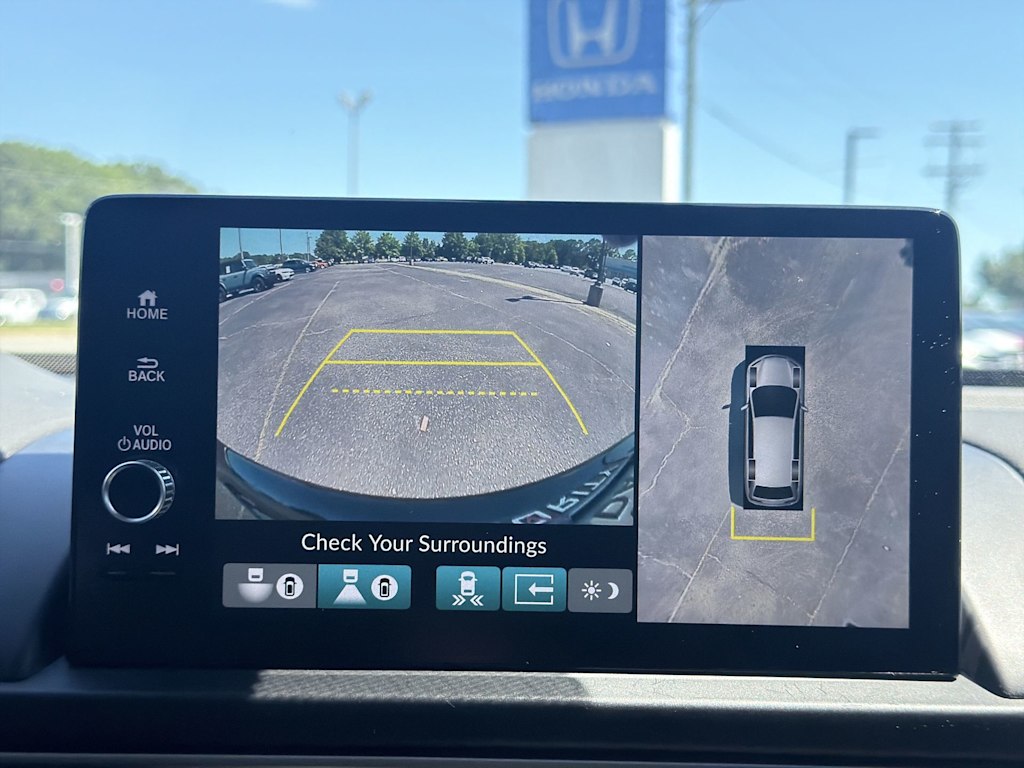Thumbnail: 2024 Honda Pilot - 26