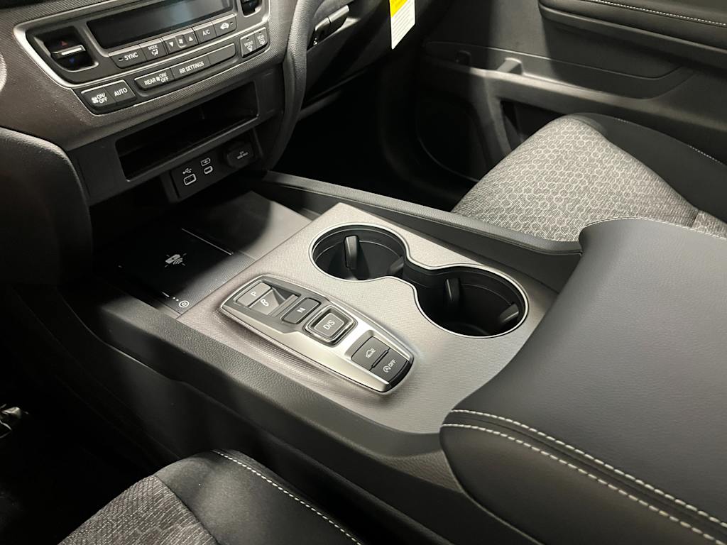2025 Honda Ridgeline Sport 13