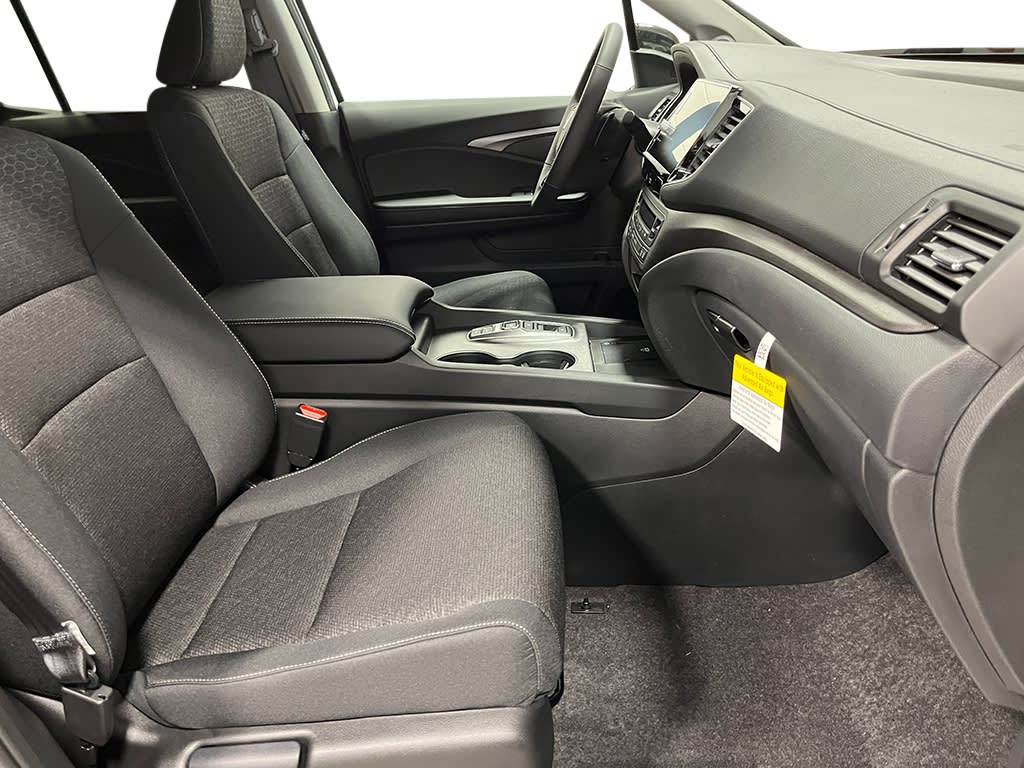 2025 Honda Ridgeline Sport 10
