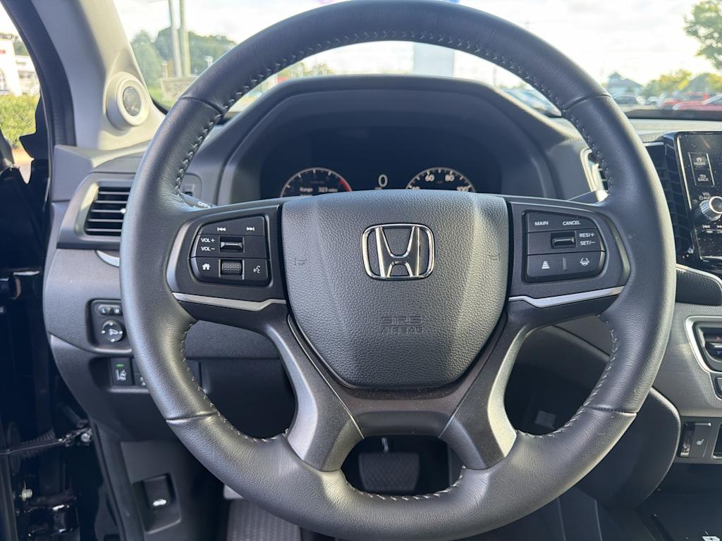 Thumbnail: 2025 Honda Ridgeline - 2