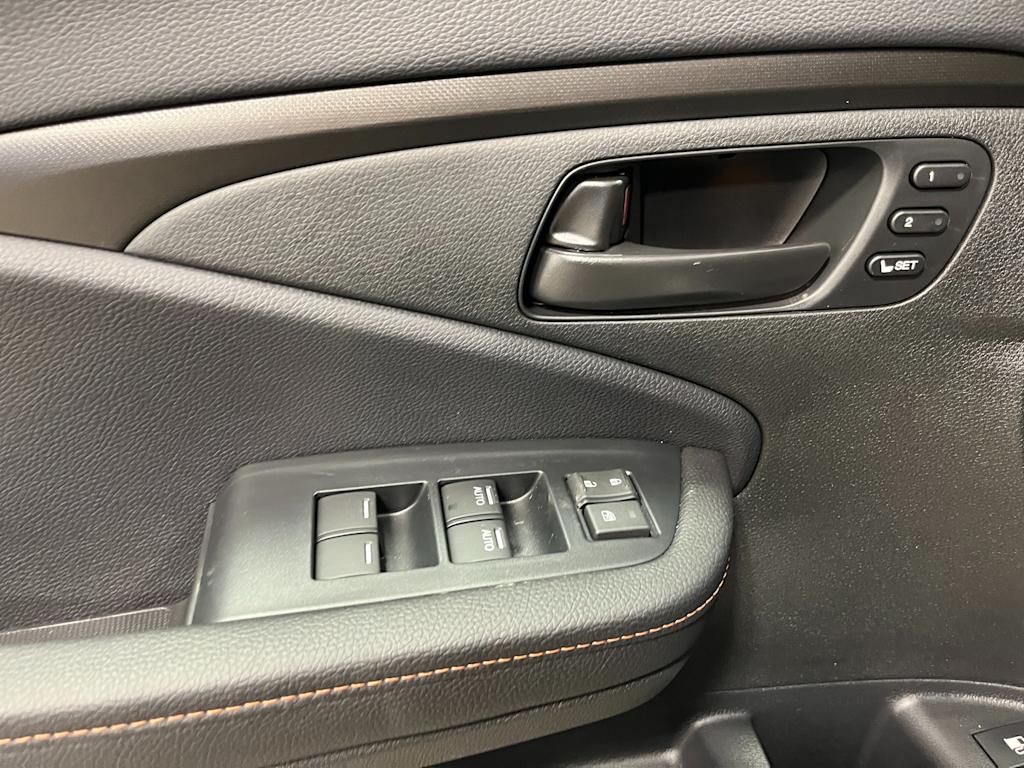 Thumbnail: 2025 Honda Ridgeline - 17